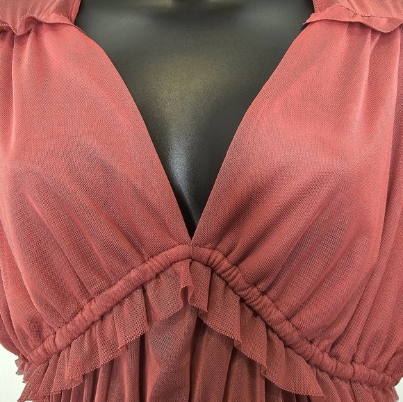 Tiered Ruffle Mesh Cropped Top - Picture 10 of 12